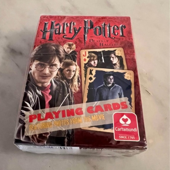 Harry Potter & The Deathly Hallows Movie Cartamundi Playing Deck Of Cards NWT - Picture 1 of 1